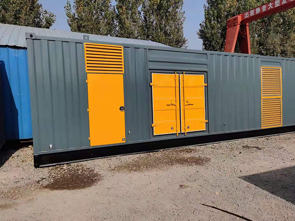 通海口镇300kw 柴油发电机组用多大的空气开关？